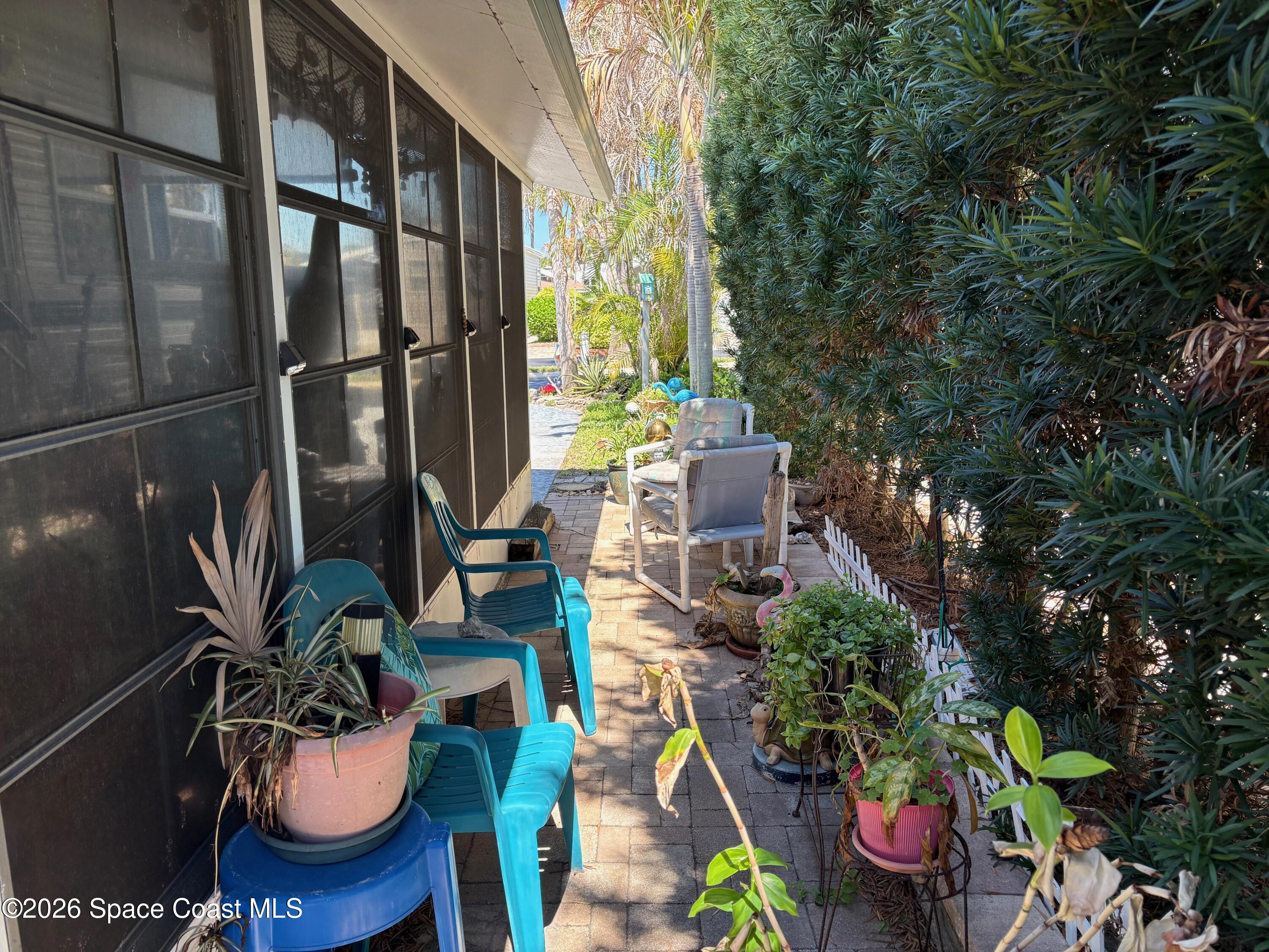 325 Horizon Lane 360