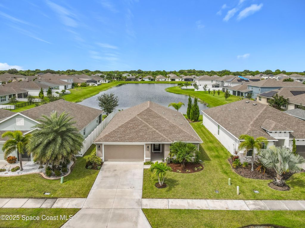 Photo of 1115 Corbin Circle SW, Palm Bay, FL 32908 (MLS # 1057683)