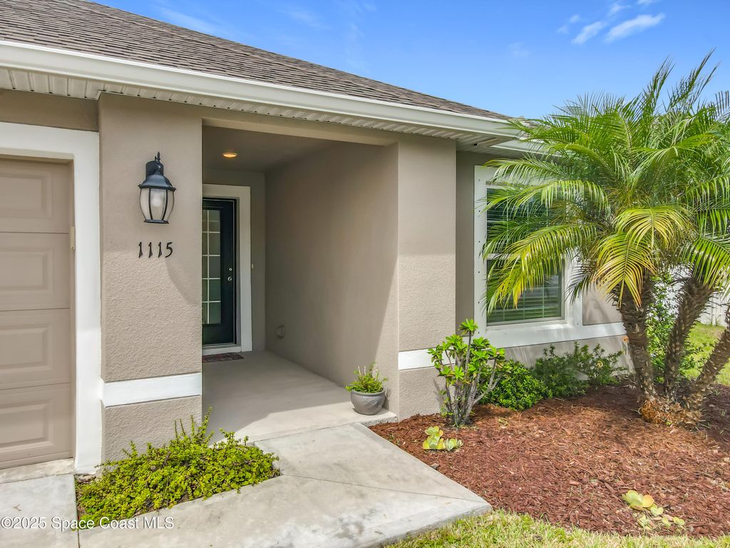 Photo of 1115 Corbin Circle SW, Palm Bay, FL 32908 (MLS # 1057683)