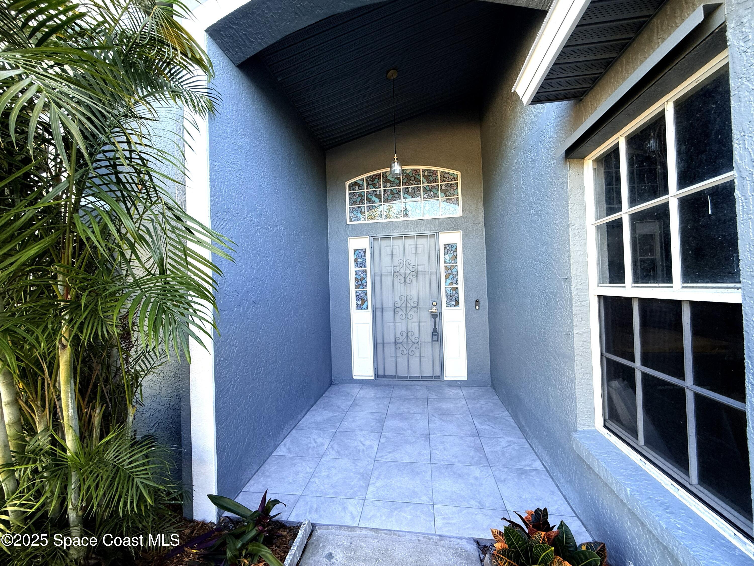 2924 Pebble Creek Street