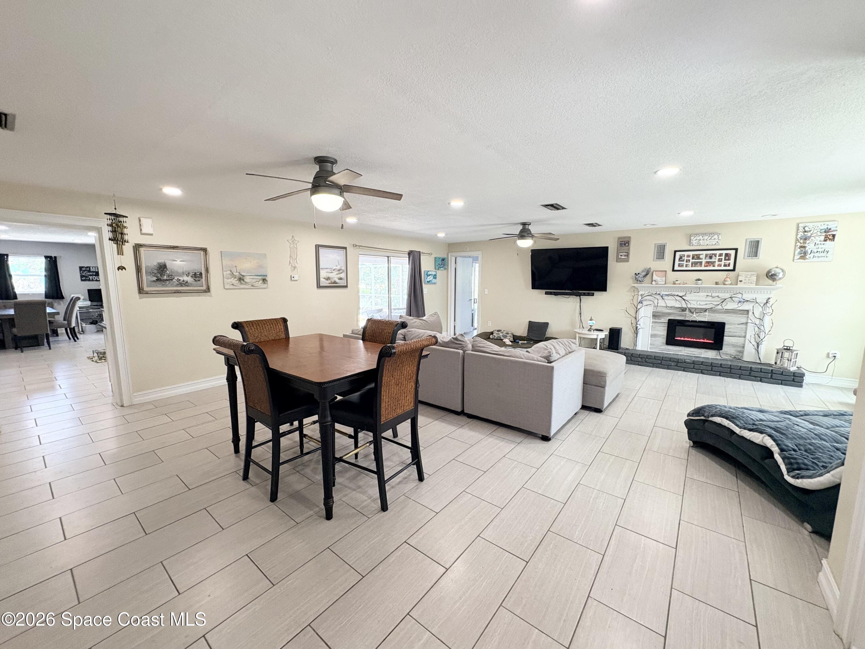 122 Sunset Drive