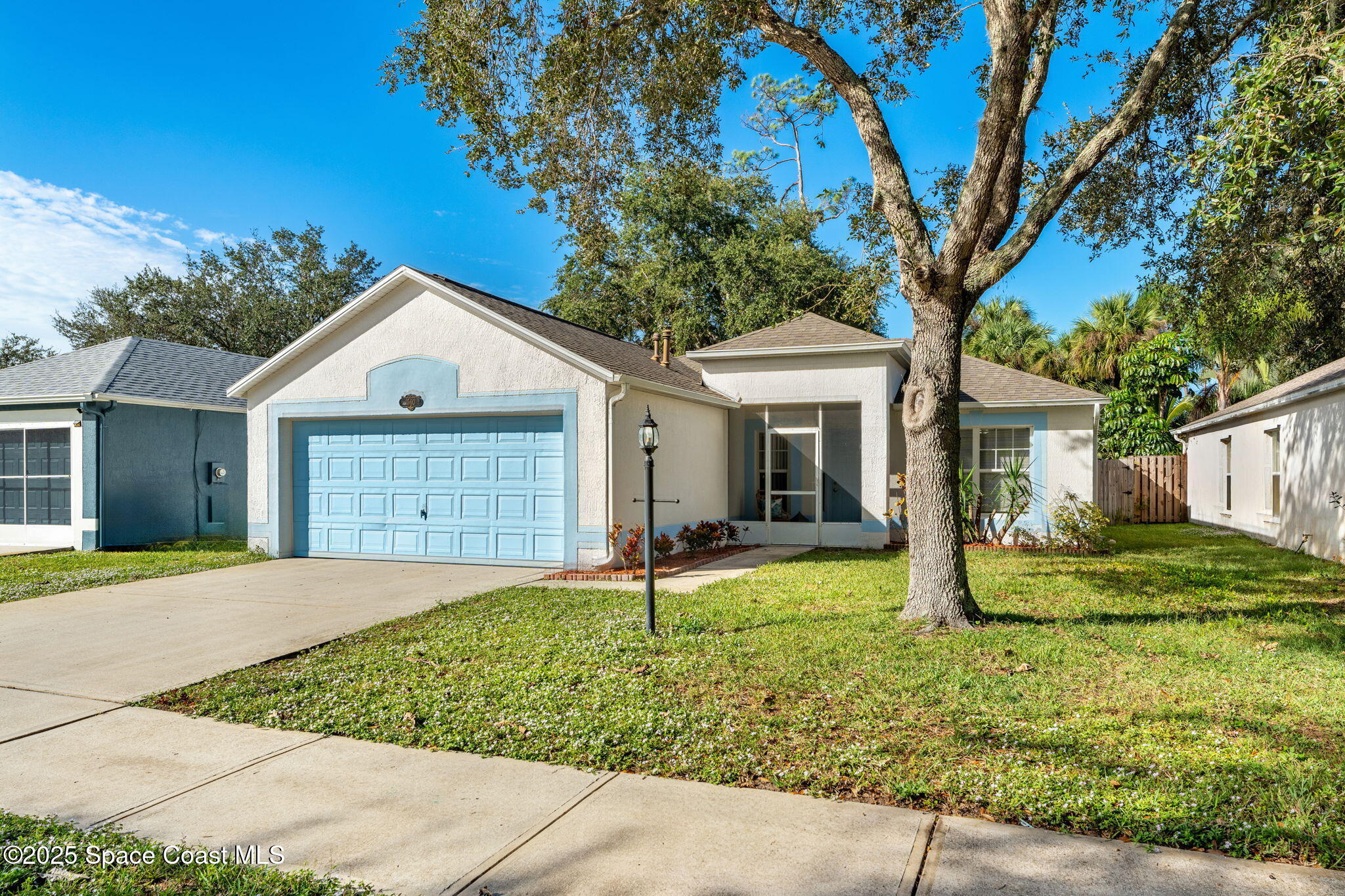 1560 Vista Lake Circle