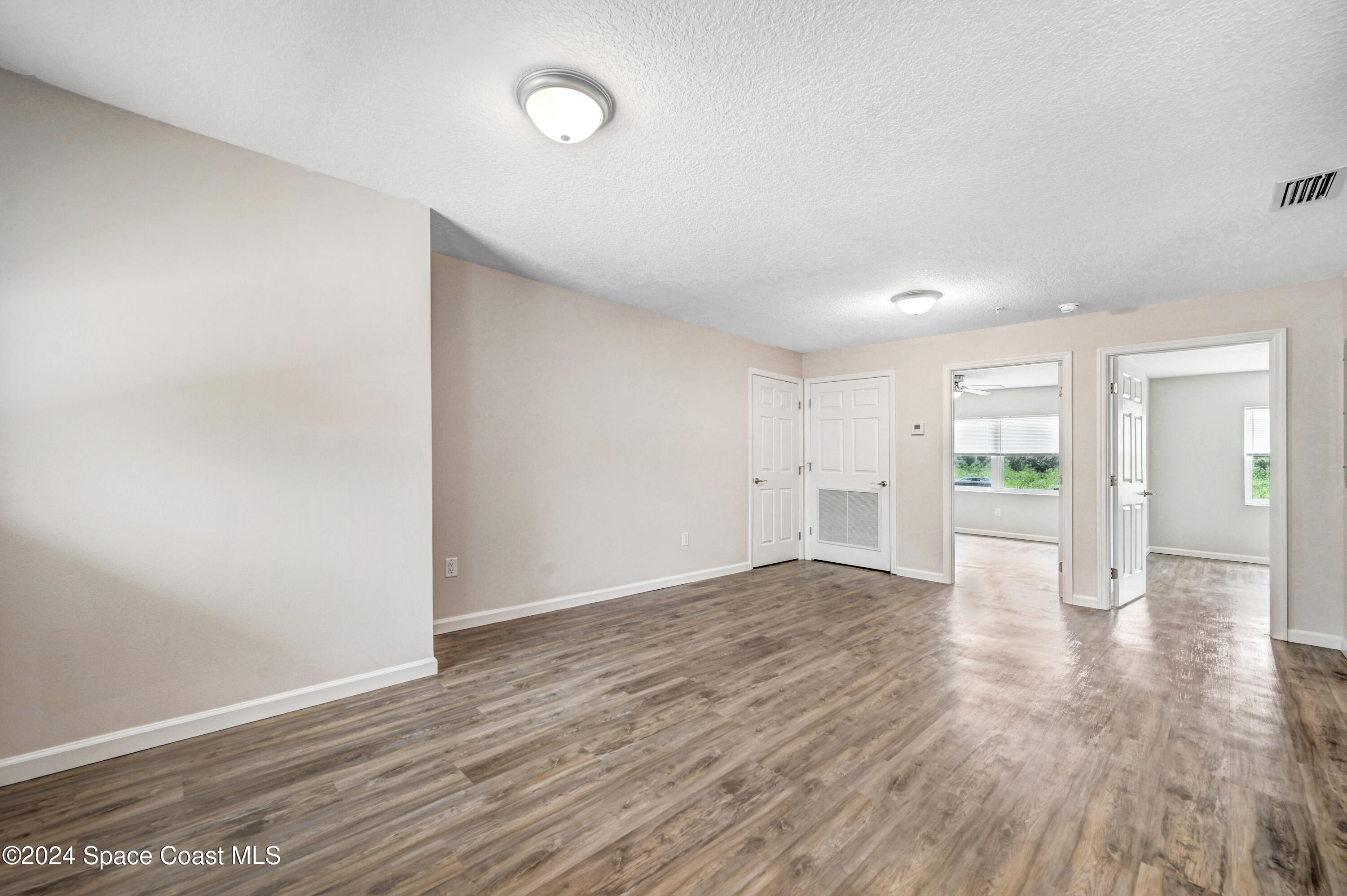 1895 Convair St Se # SE 2202