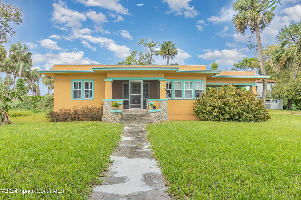 Photo of 1632 Water Drive NE, Palm Bay, FL 32905 (MLS # 1058146)