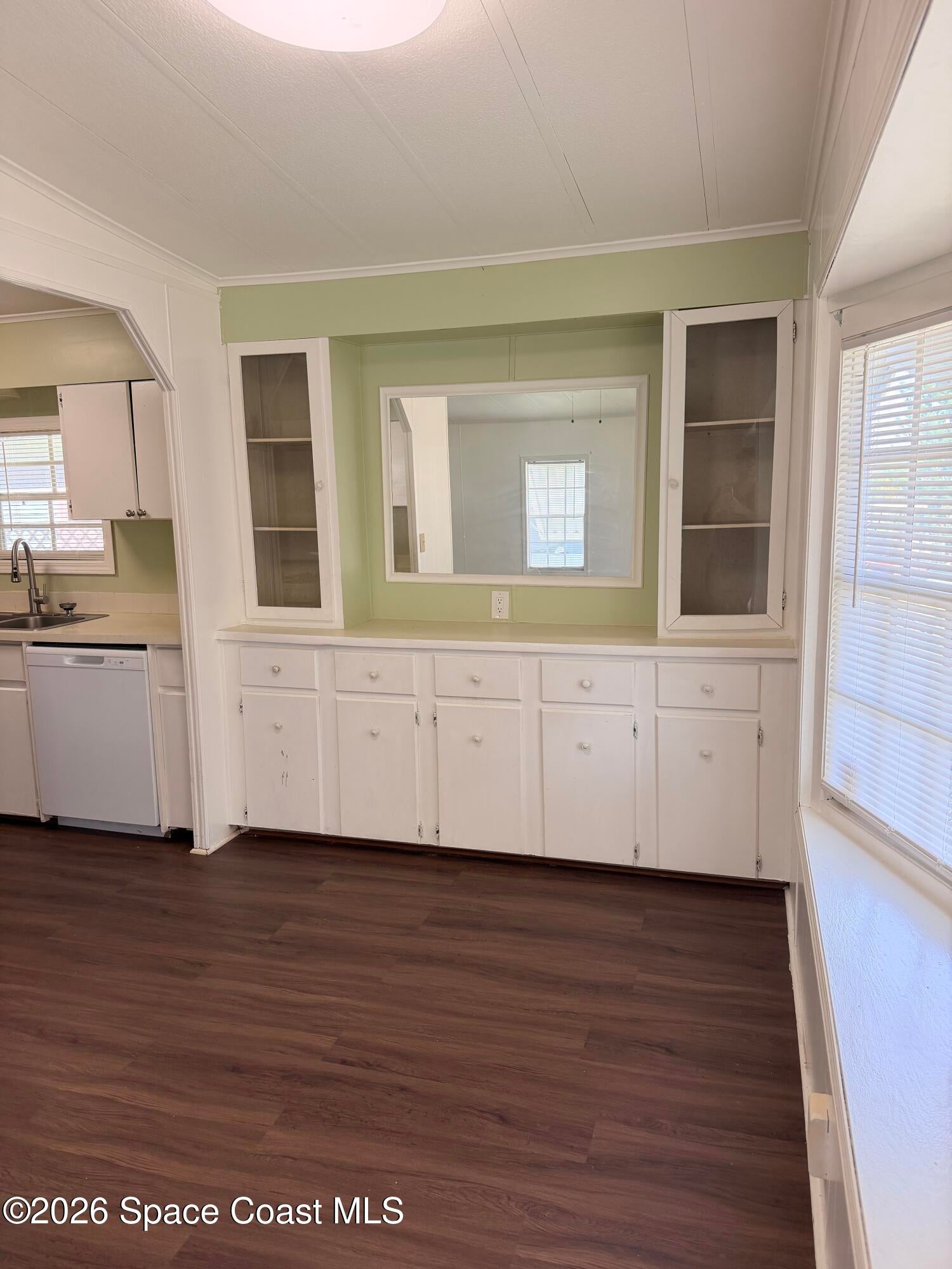 633 Amaryllis Drive