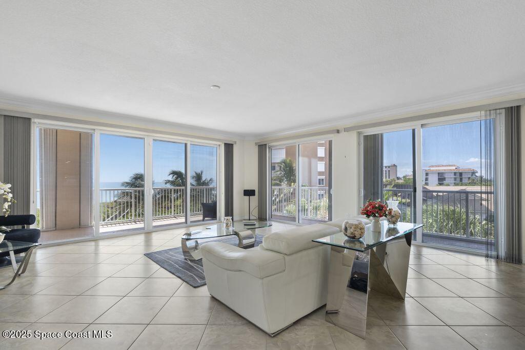 4800 N Highway A1a 305b