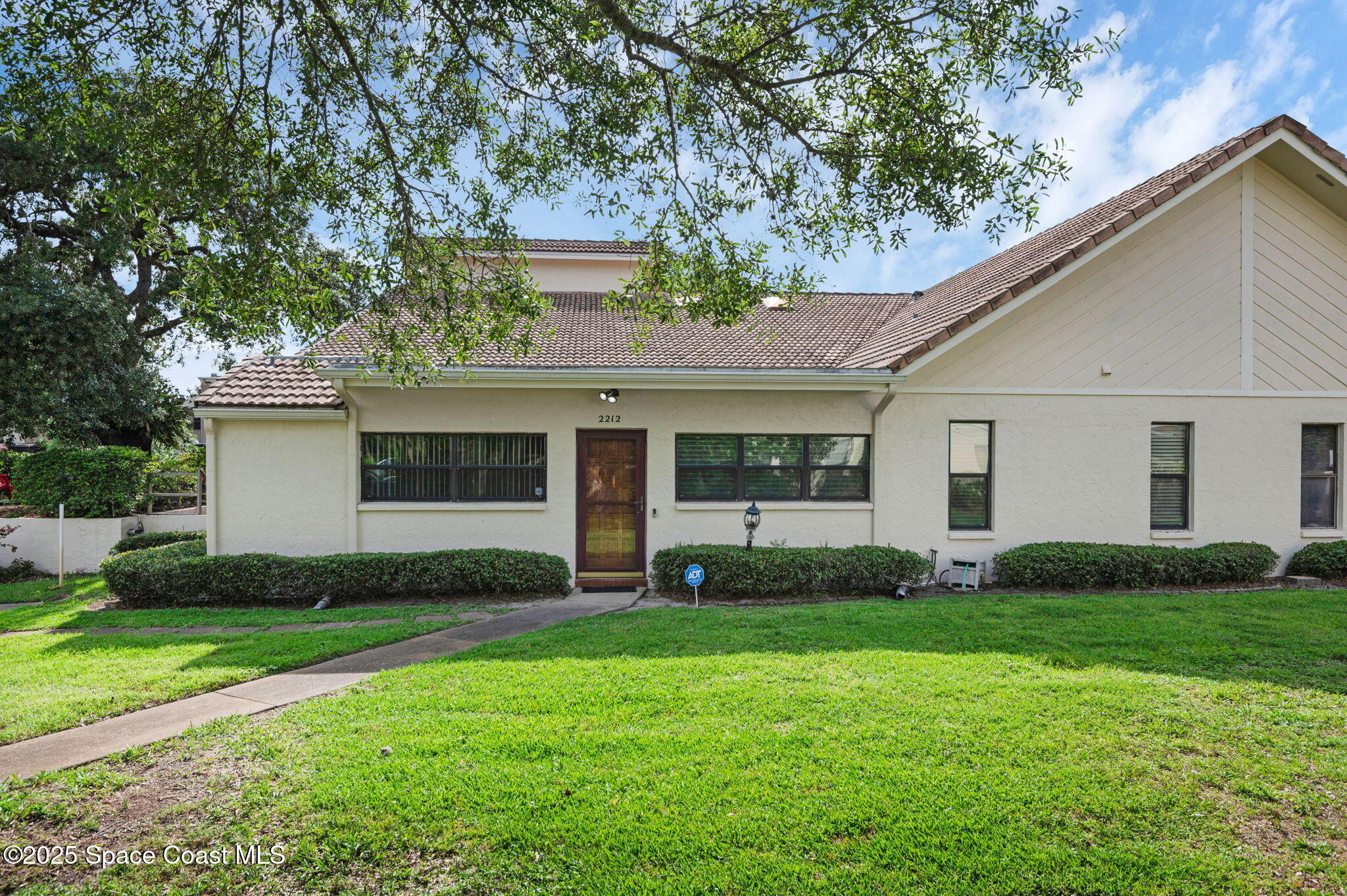 2212 Heritage Drive