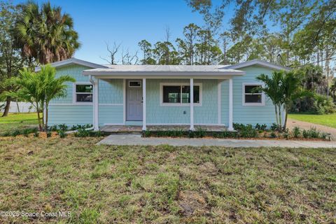 Photo of 440 La Veta Drive, Melbourne, FL 32904 (MLS # 1064047)
