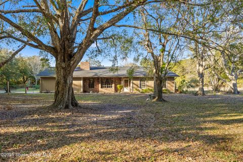 A home in Mims