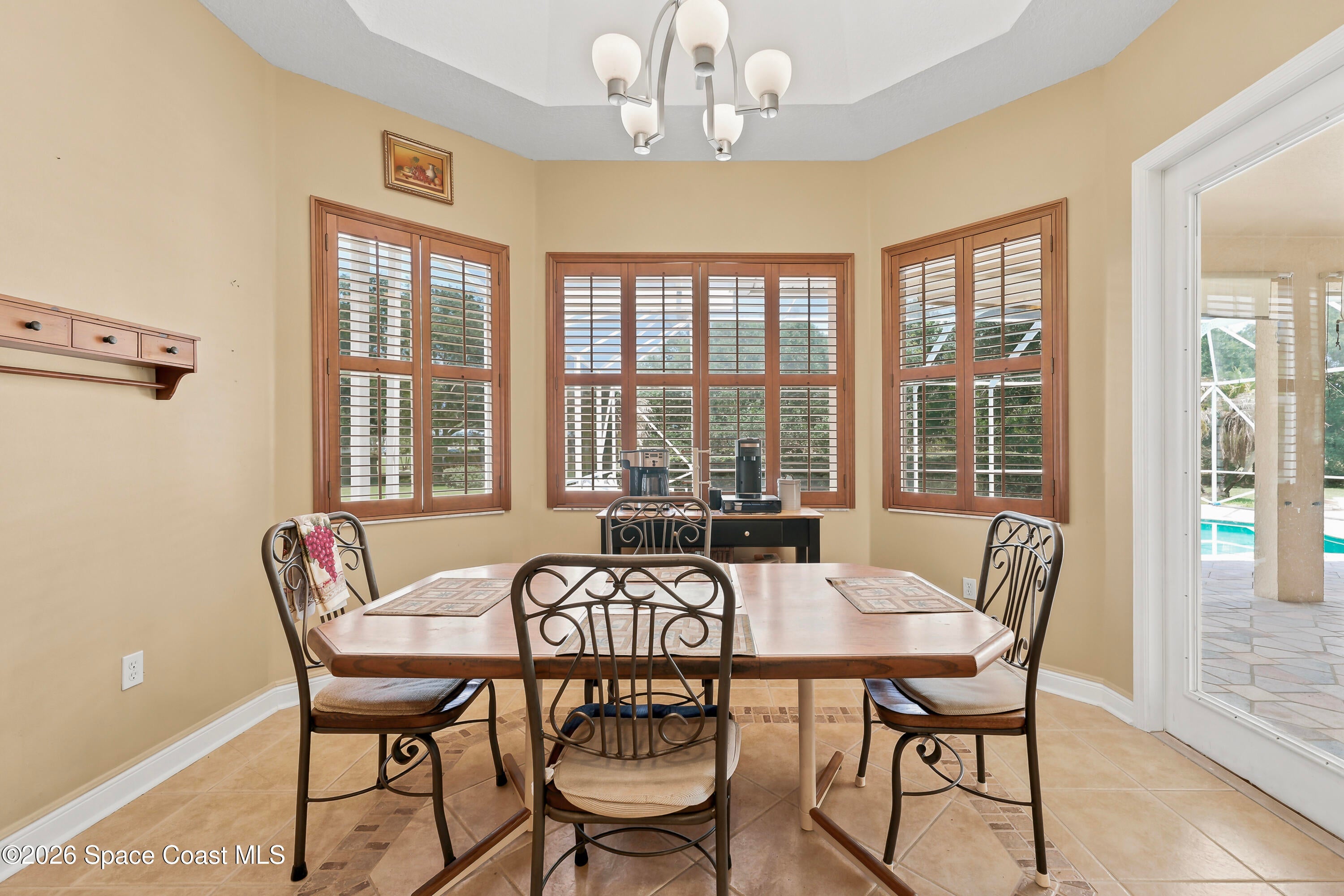 3933 Postridge Trail