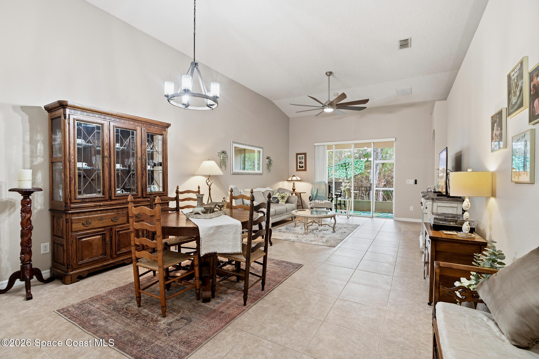 2009 Tullagee Avenue