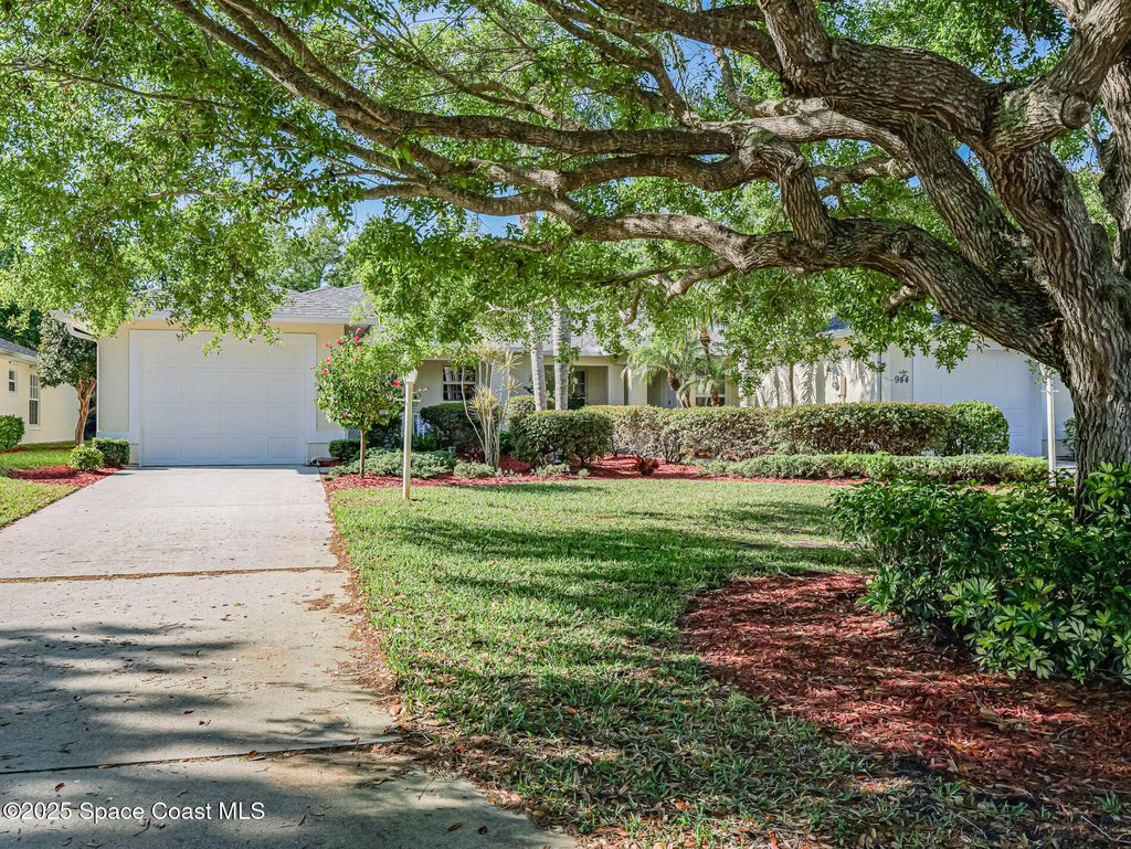 Photo of 946 S Easy Street Street, Sebastian, FL 32958 (MLS # 1054057)