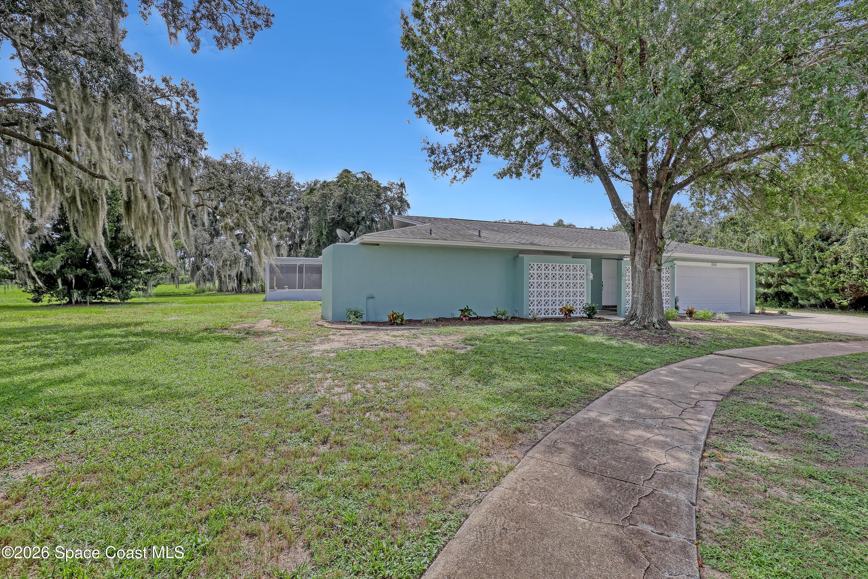 3141 S Casper Place