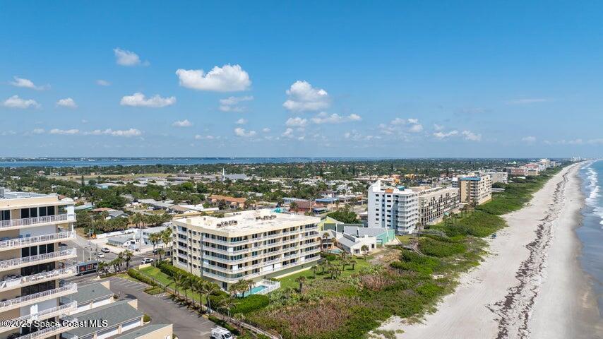 925 N Highway A1a 205