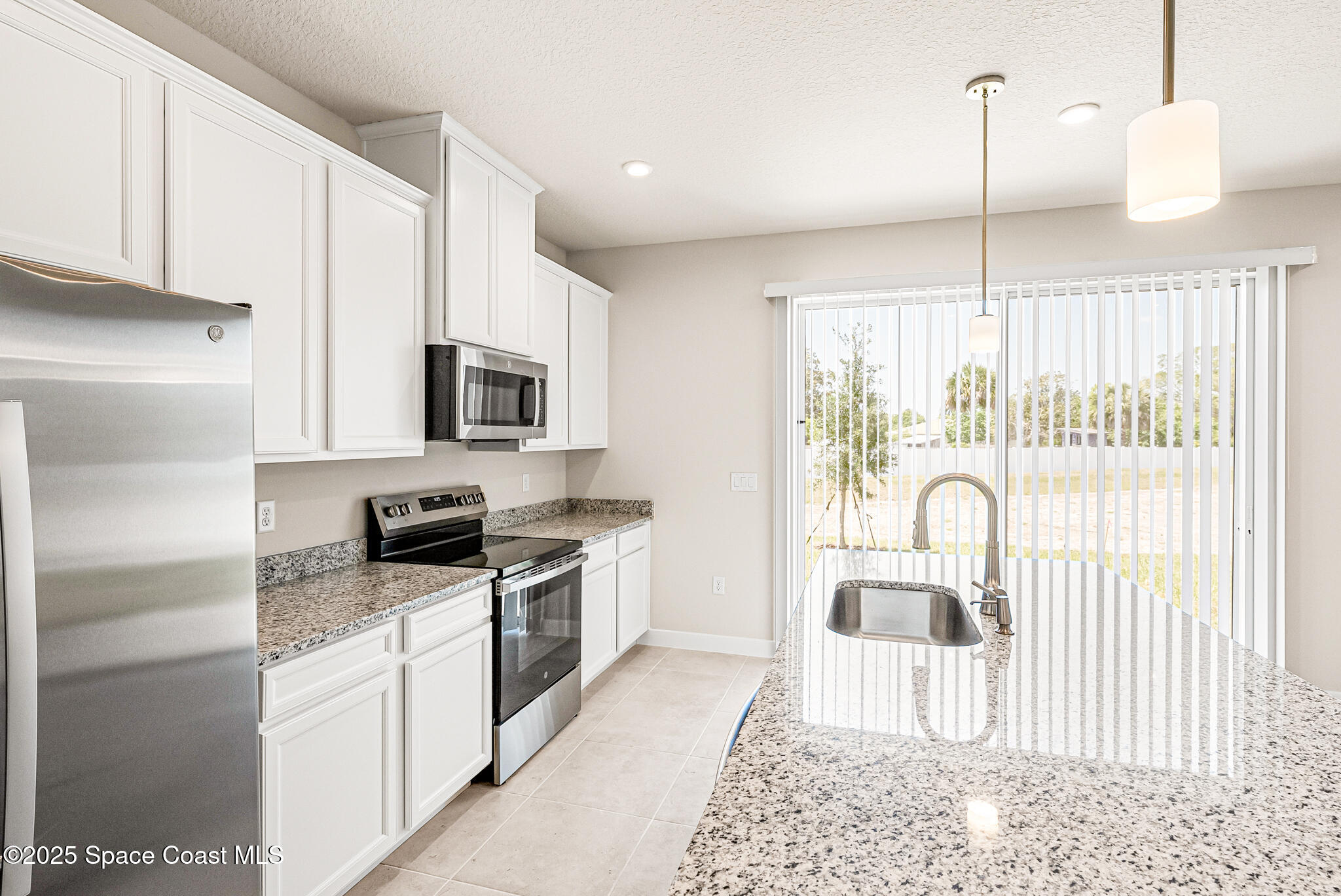 1855 Kendall Pointe Place