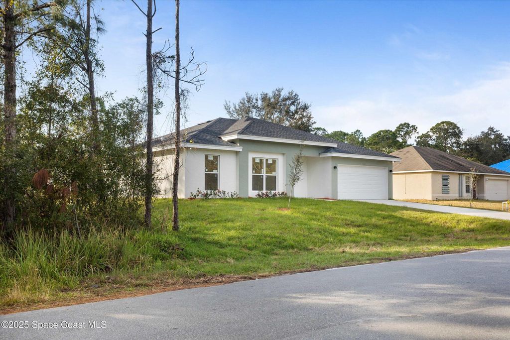 Photo of 1150 Tarleton Street SE, Palm Bay, FL 32909 (MLS # 1058508)