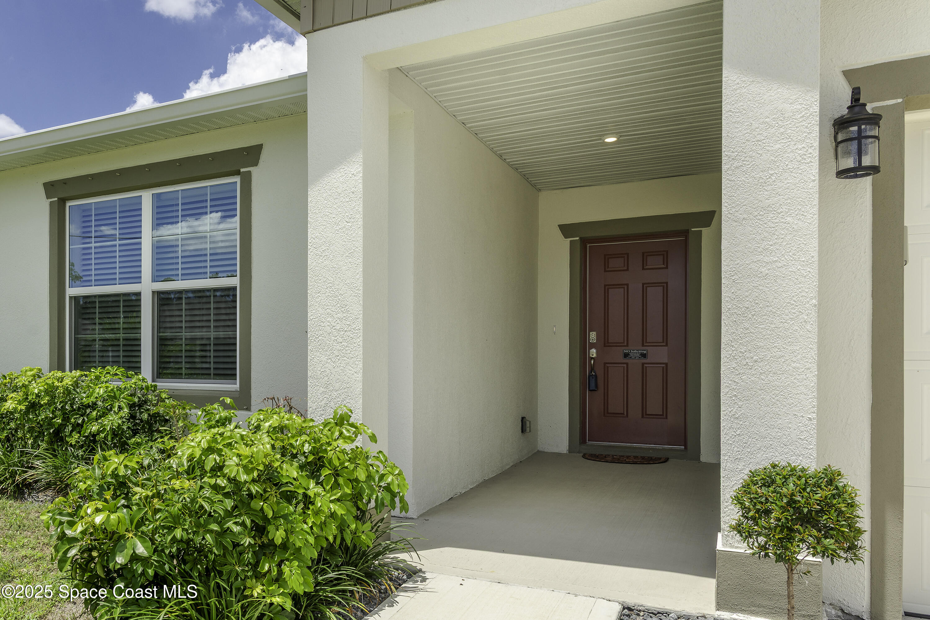 724 San Filippo Drive SE