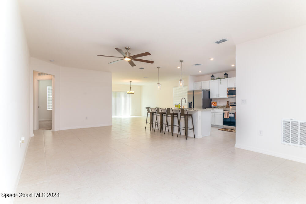 724 San Filippo Drive SE