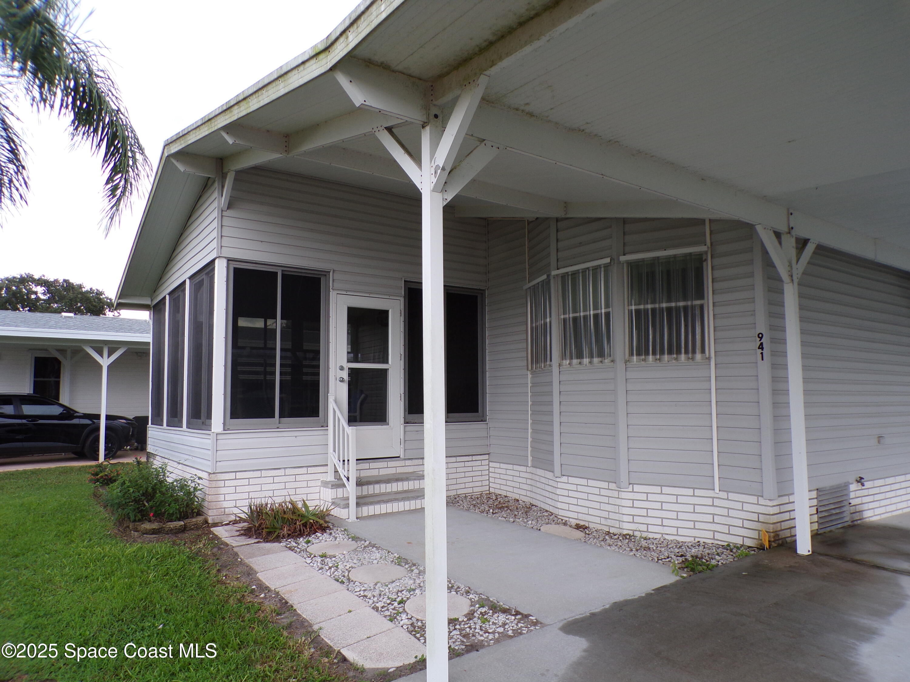 941 Wren Circle