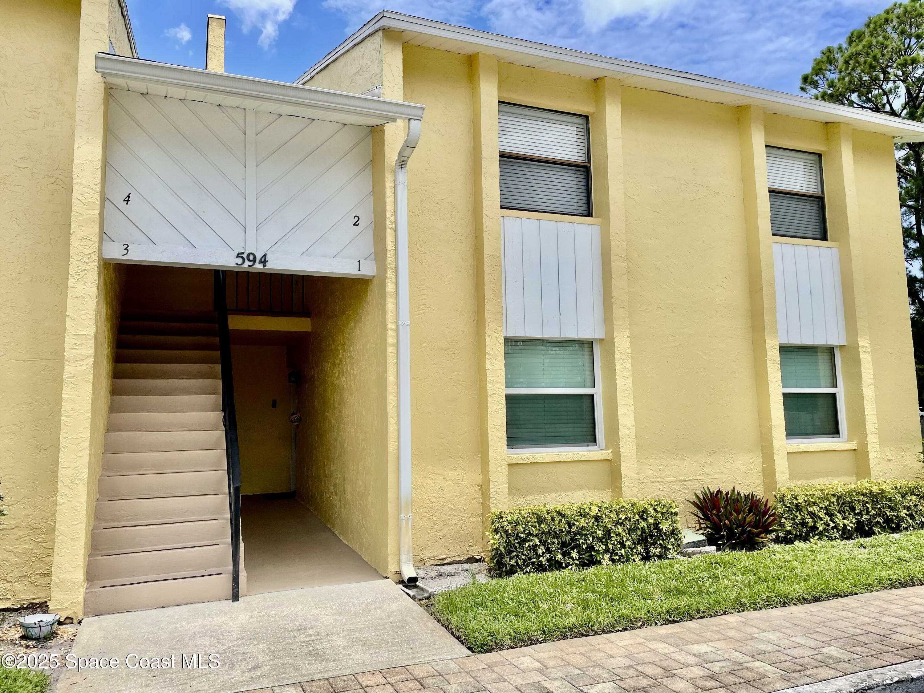 594 N Wickham Road 2