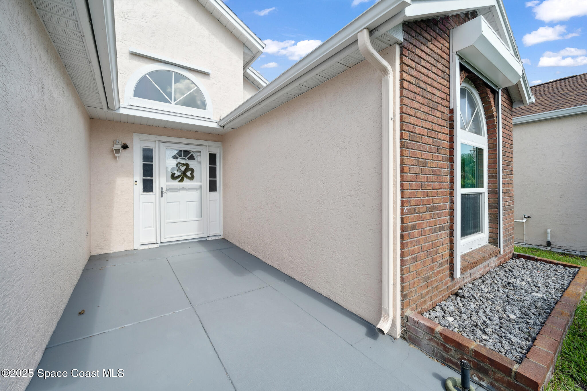 938 S Fork Circle