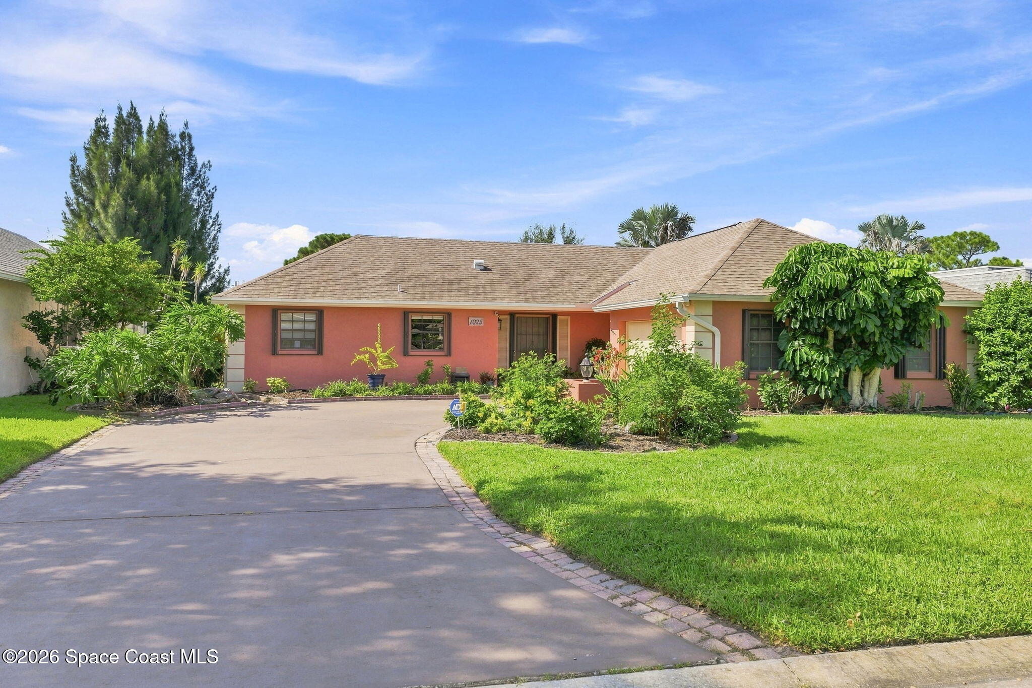 1025 Park Ridge Place