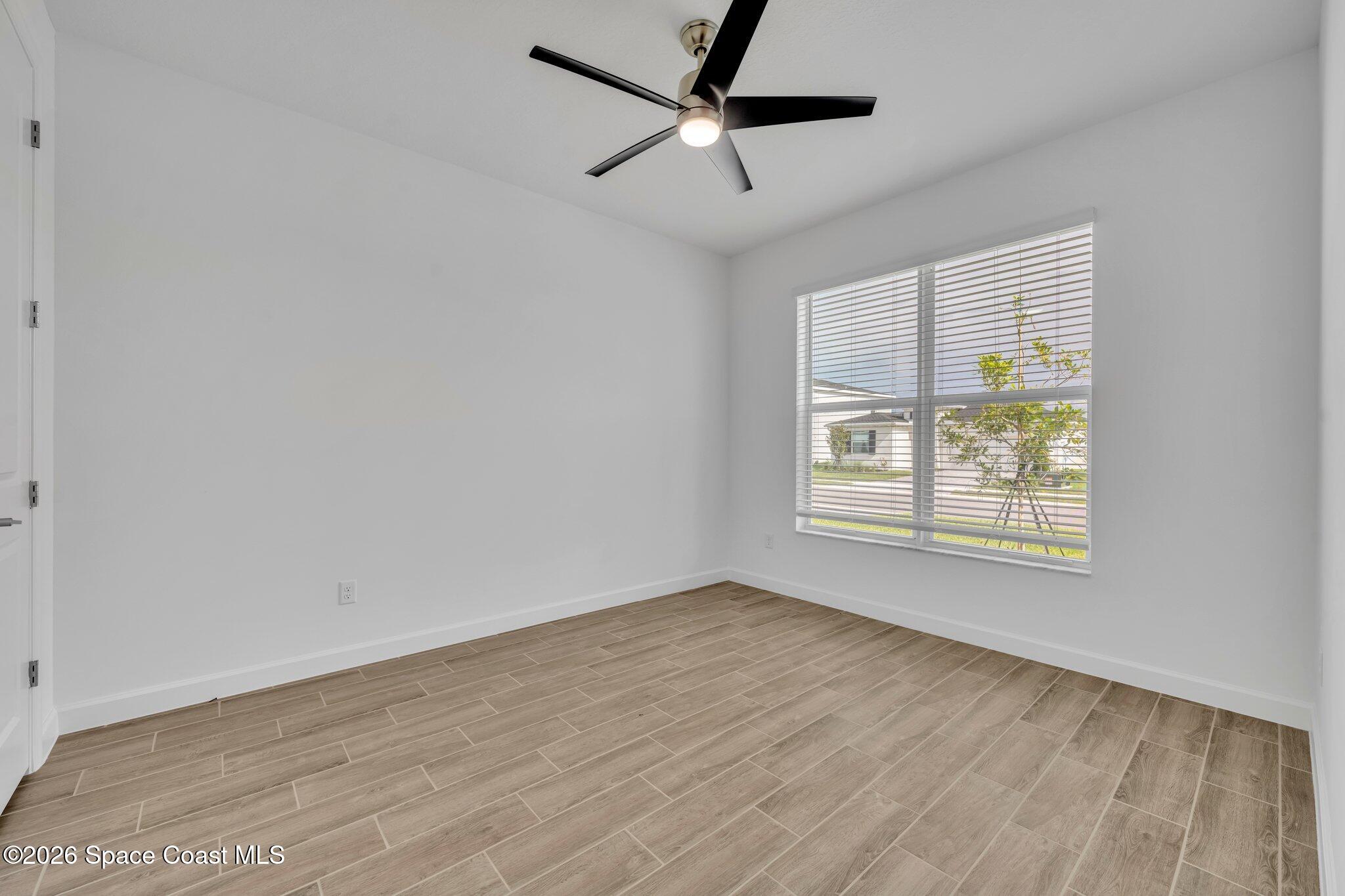 1931 Marigold Trail NW