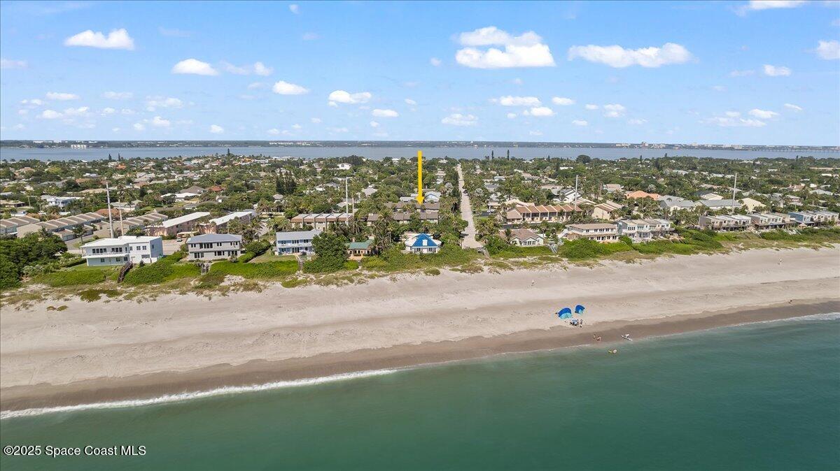203 6th Avenue C -10