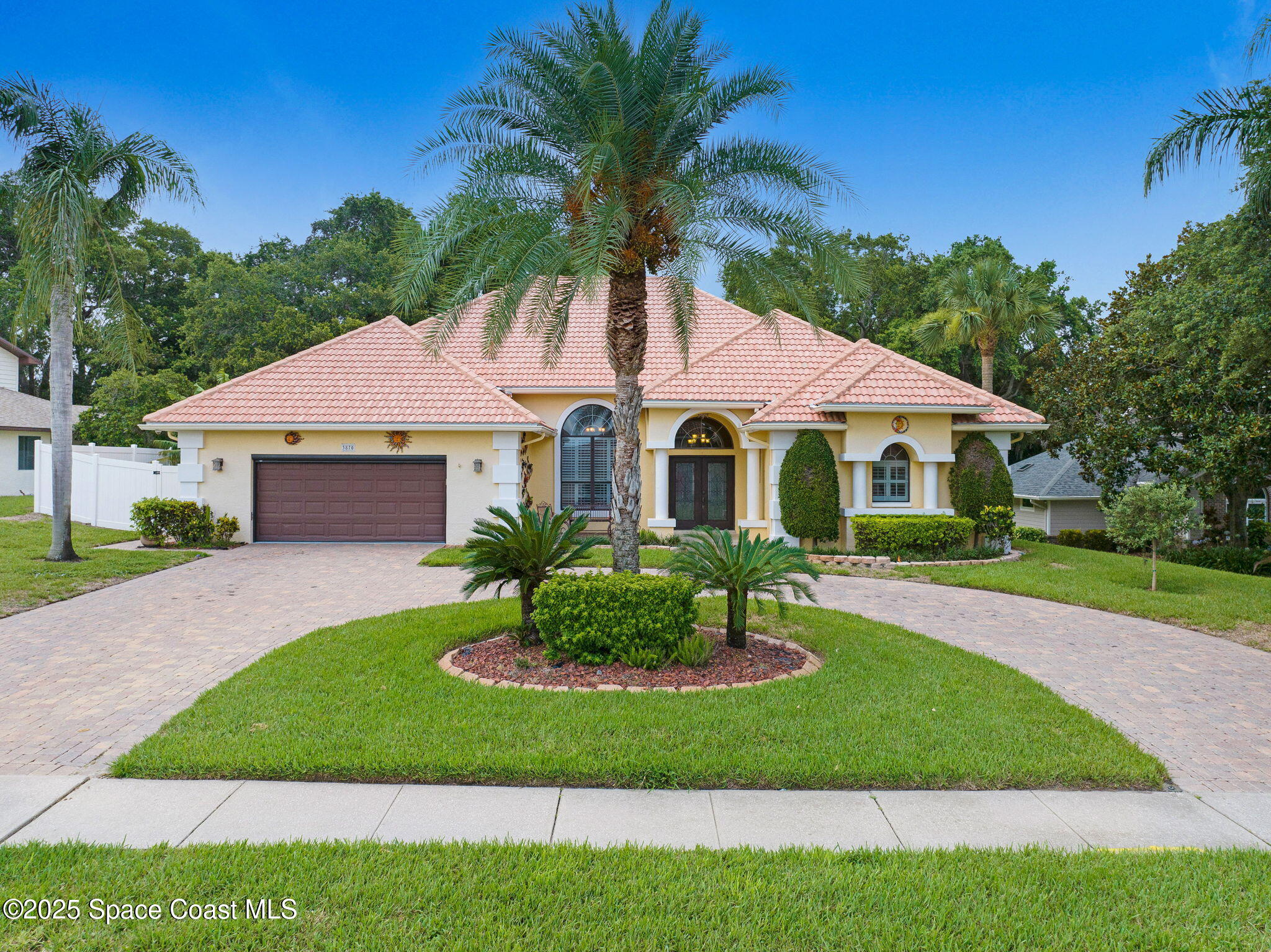 3870 Oakhill Drive
