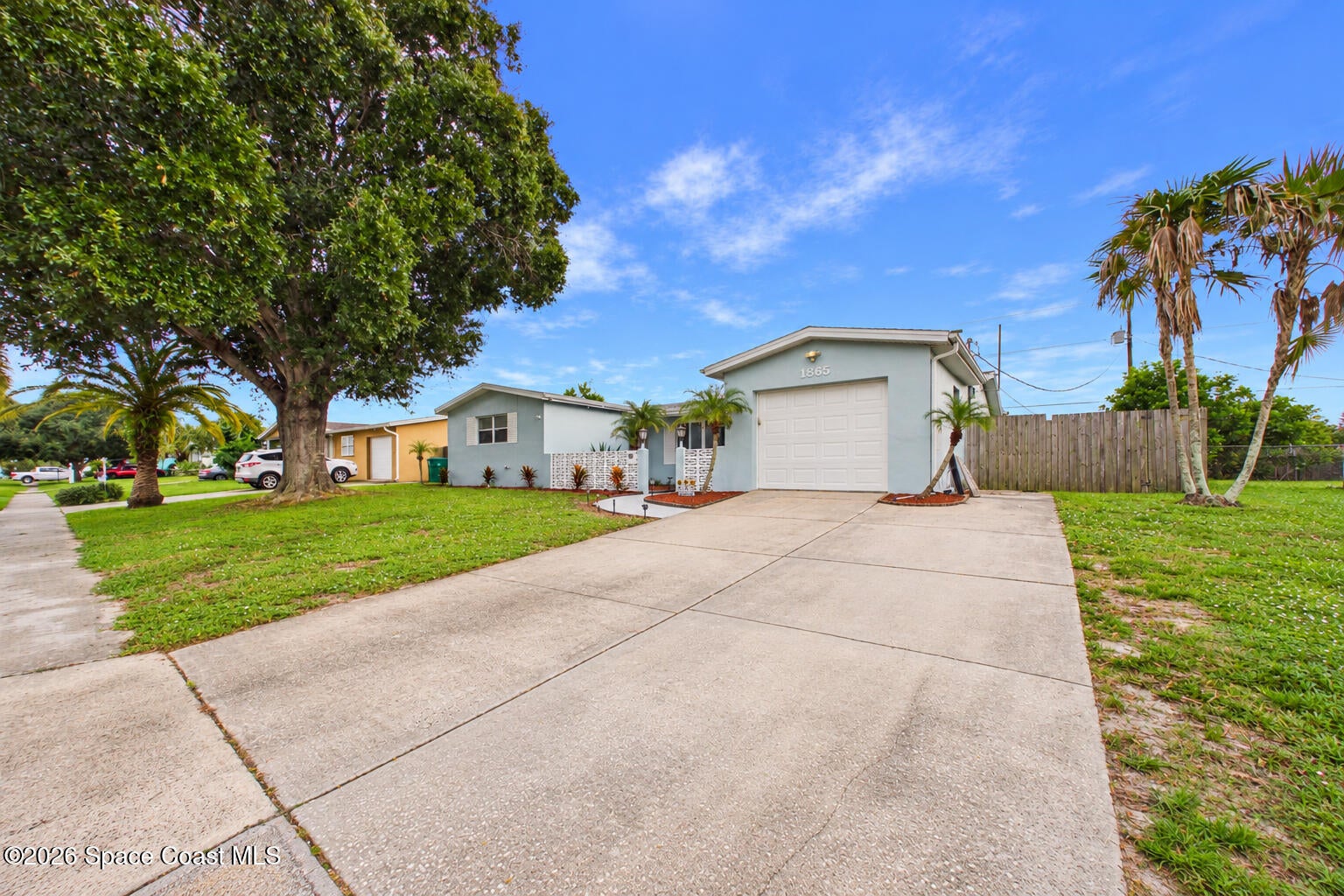 1865 Ixora Drive W