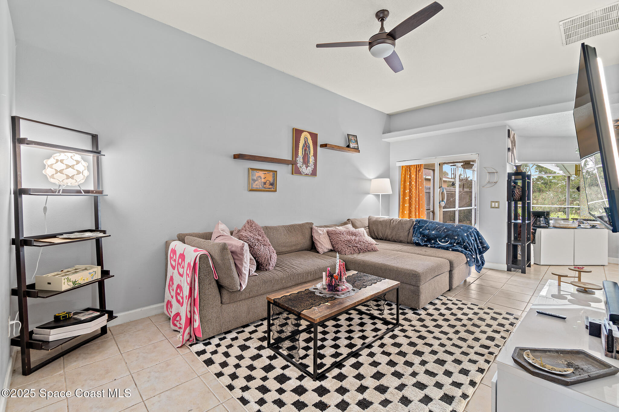 1814 Lankcashire Court