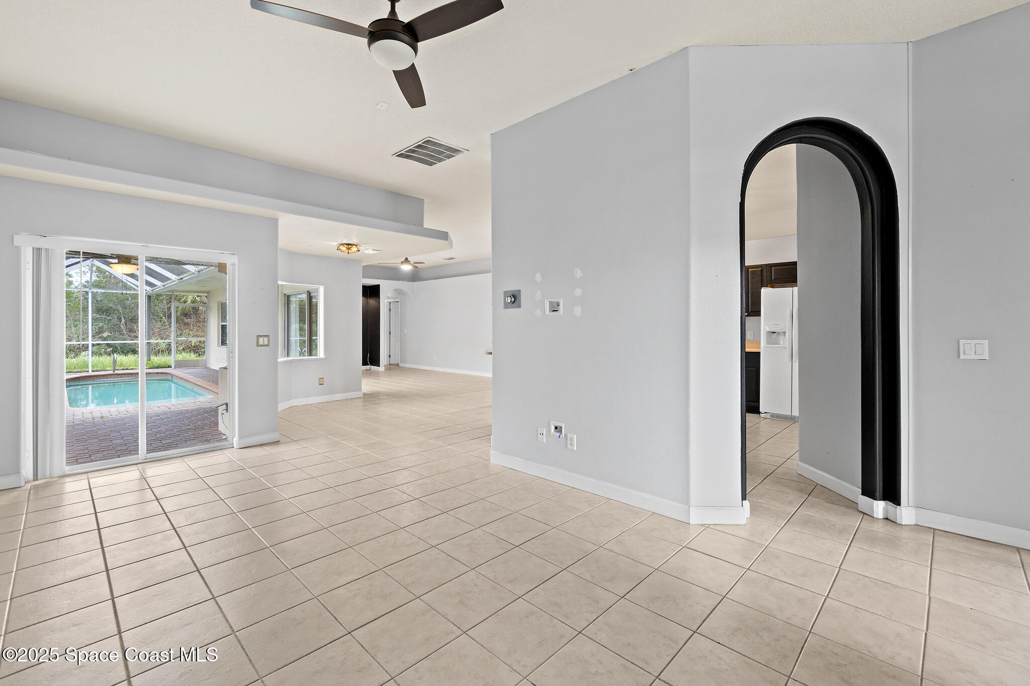 1814 Lankcashire Court