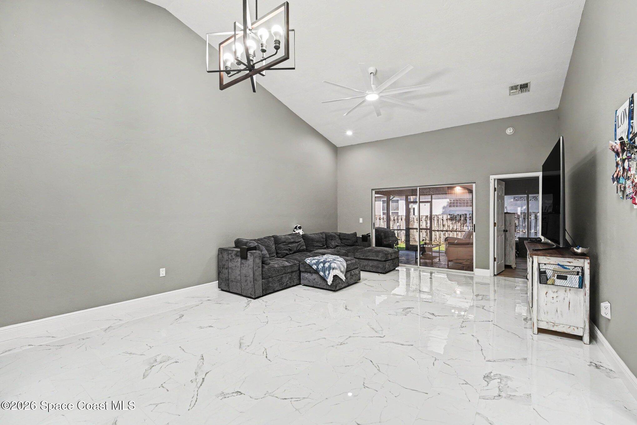 3685 Oakhill Drive