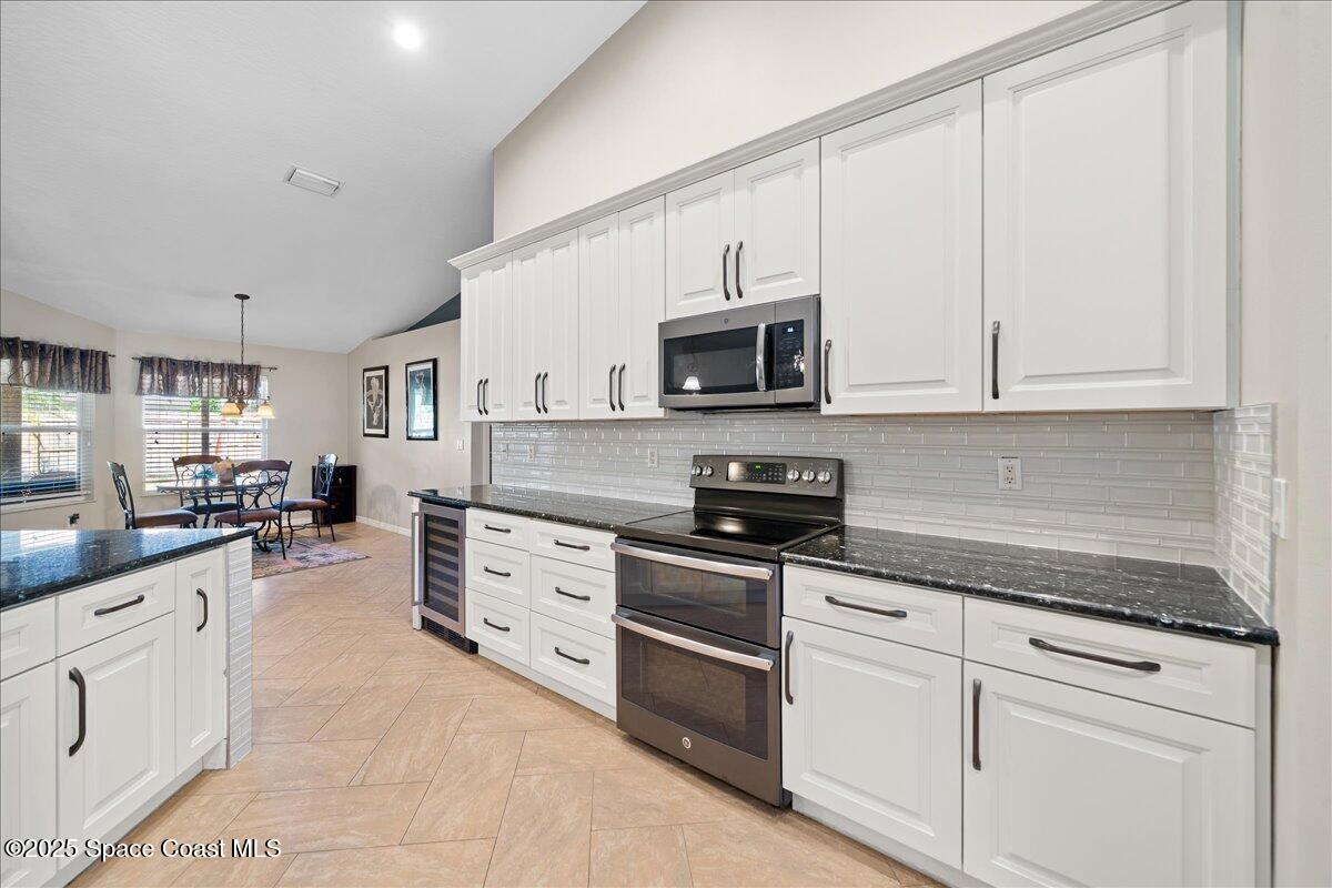 1235 Pemberton Trail