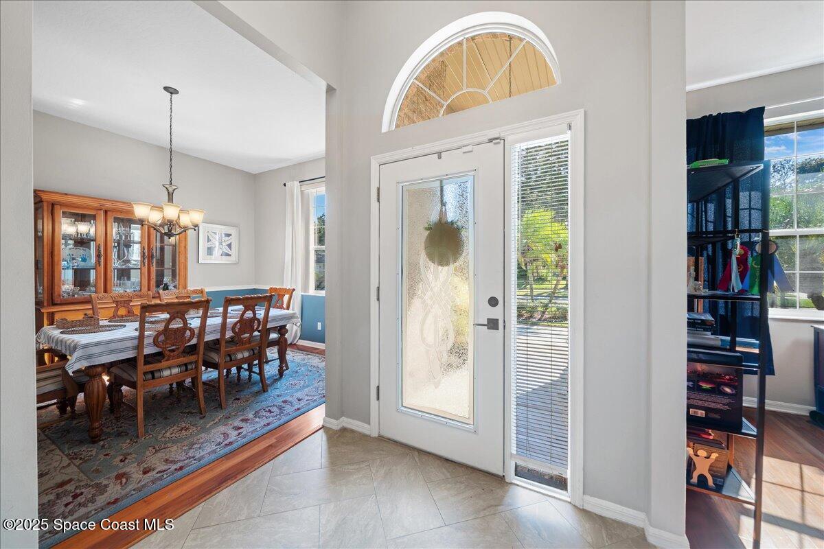 1235 Pemberton Trail