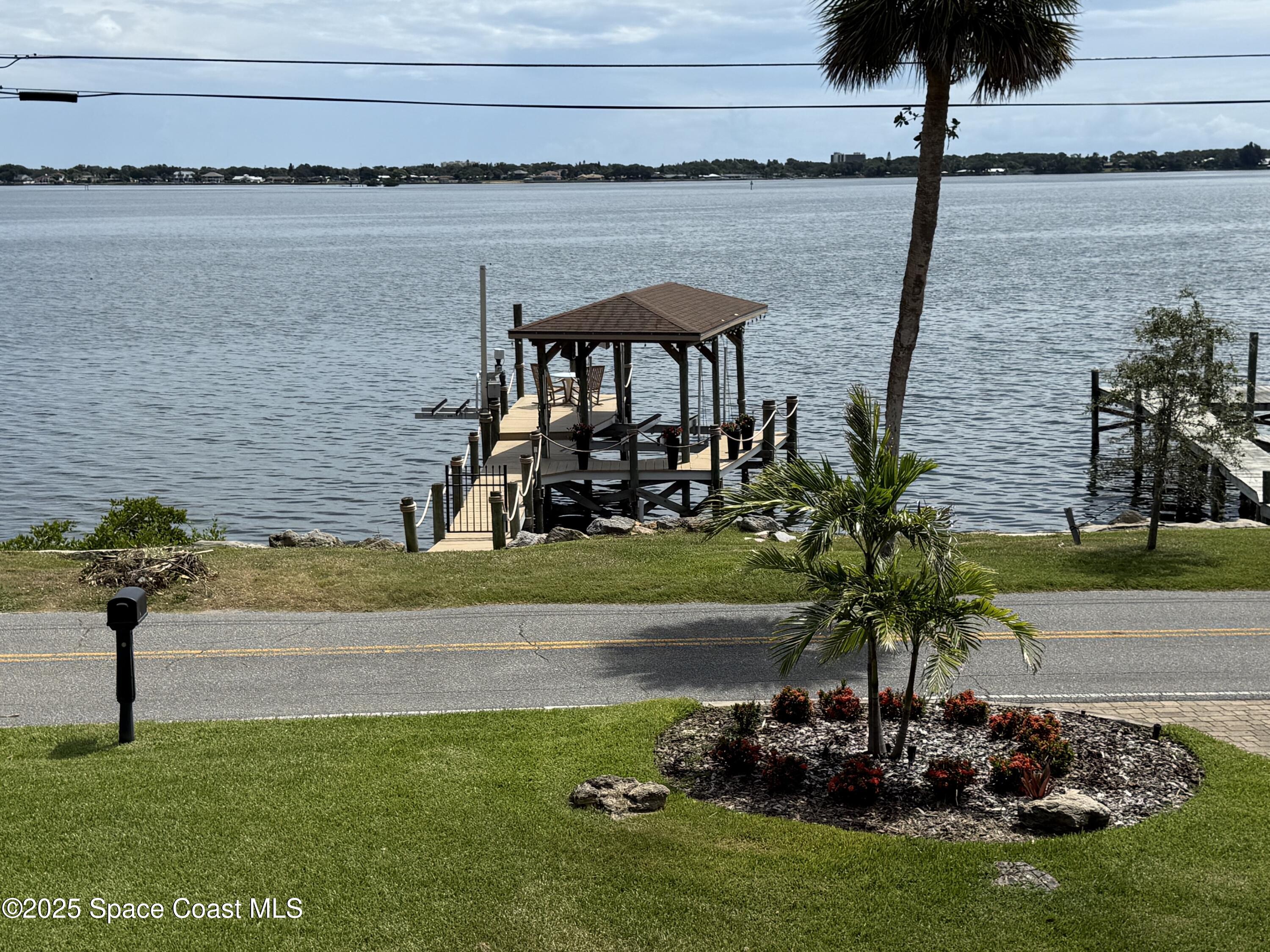 1307 Rockledge Drive