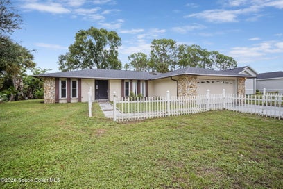 999 Pyracantha Street NW Palm Bay FL 32907