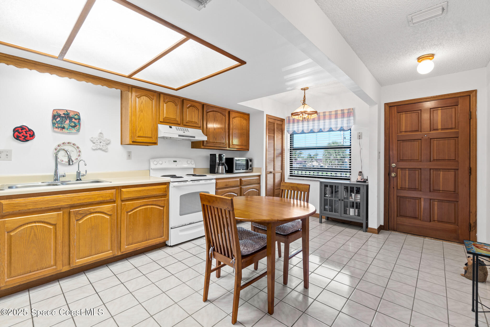 5610 N Banana River Boulevard 6-5