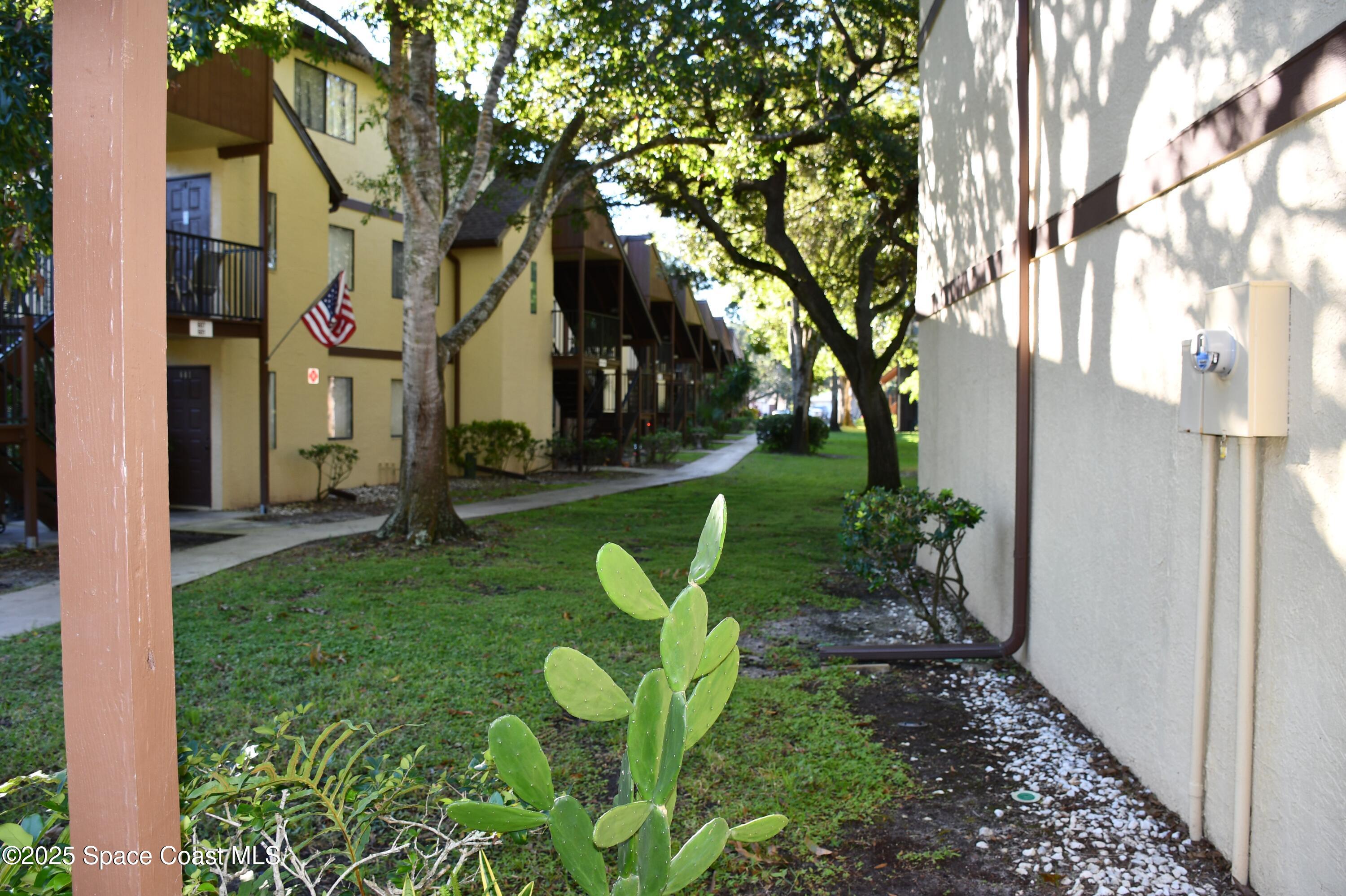 7821 Maplewood Drive 403