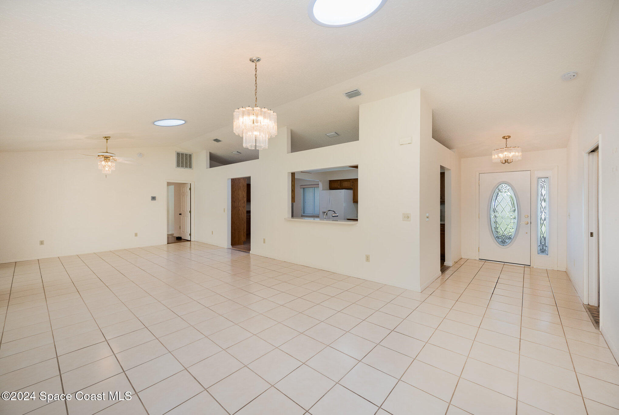 1527 Frontier Drive