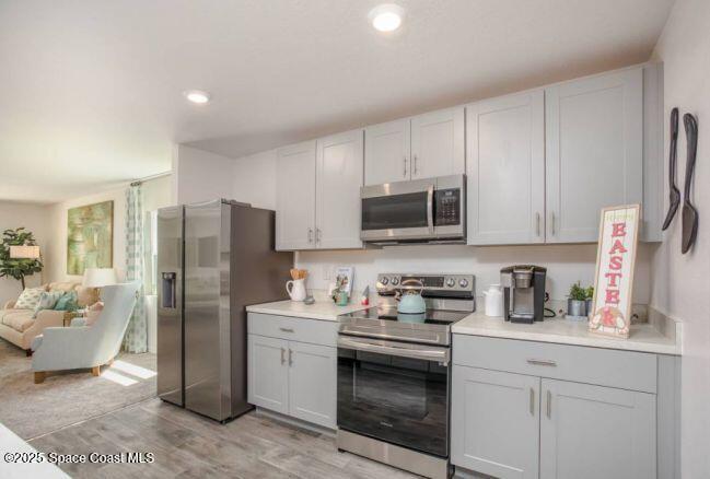 111 Silver Frost Street SE