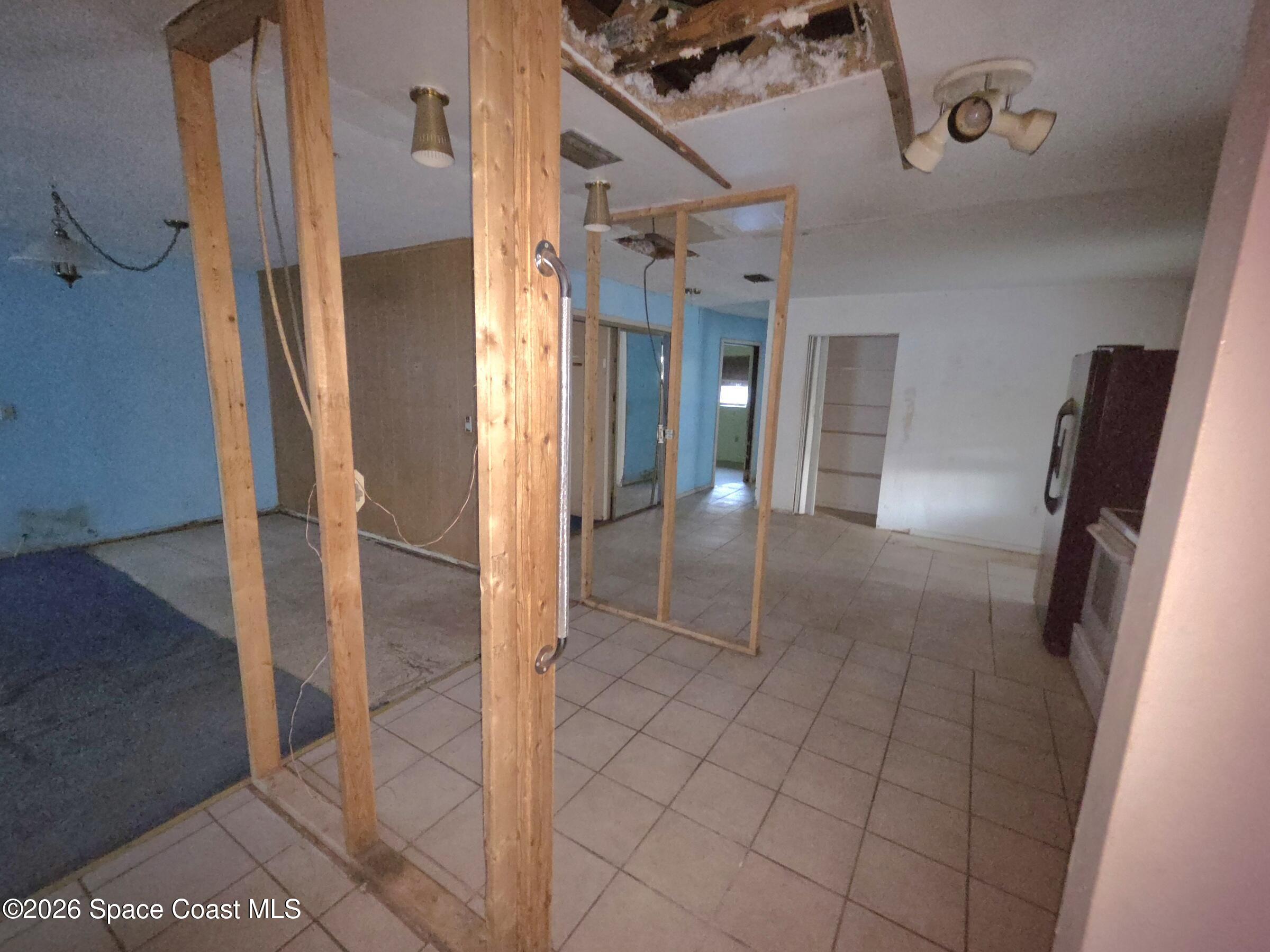 960 Allendale Street