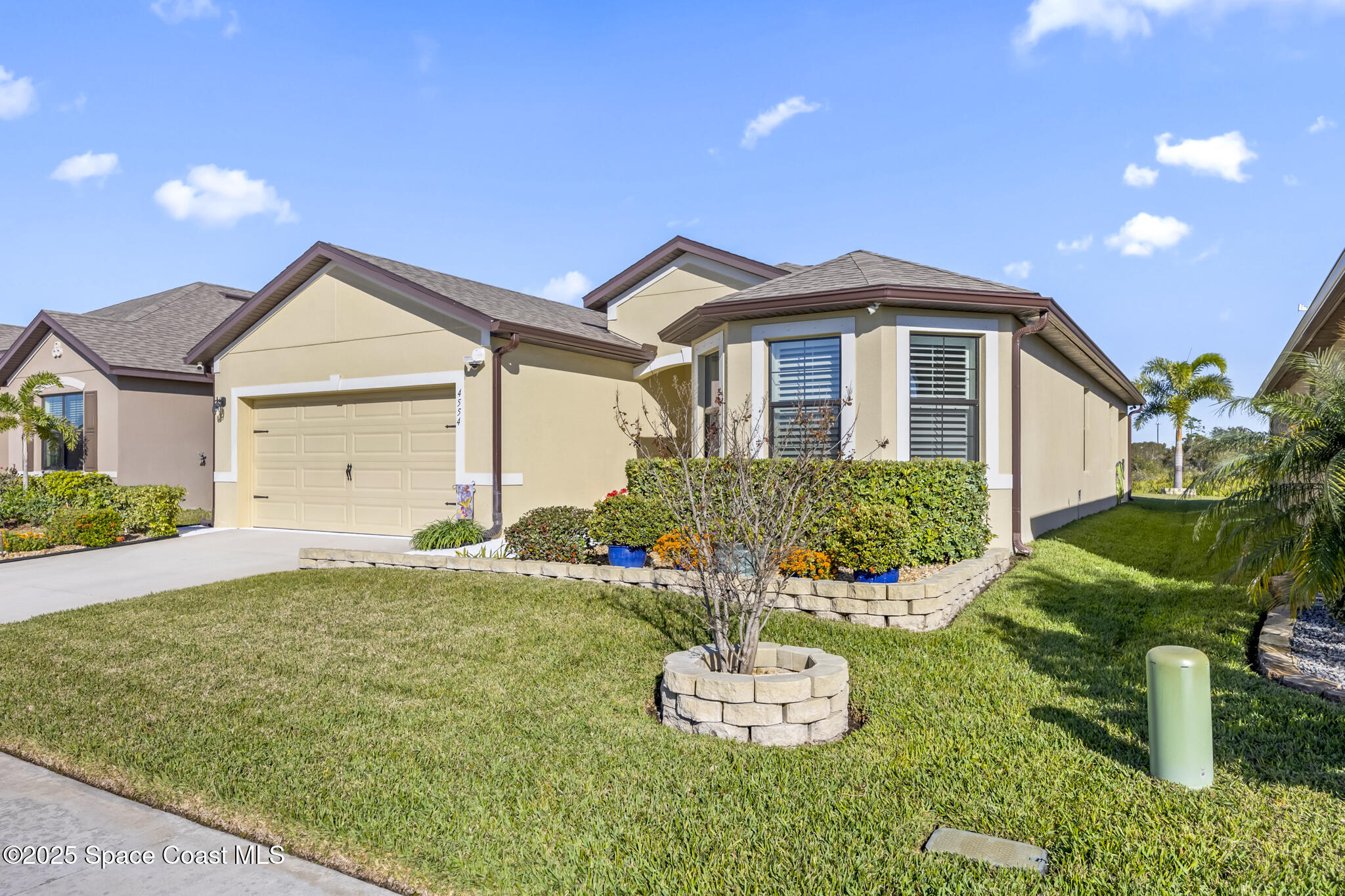 4554 Magenta Isles Drive