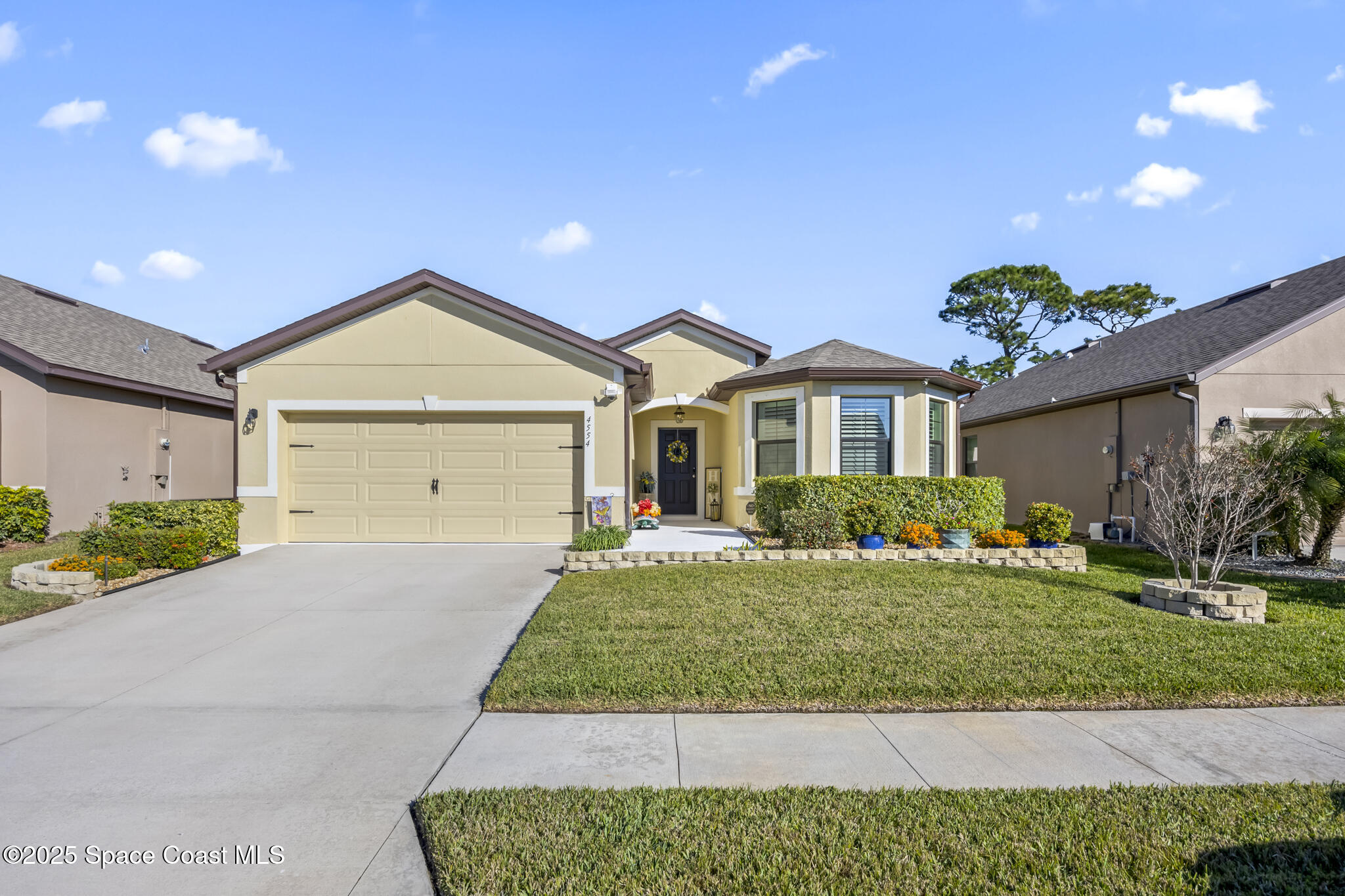 4554 Magenta Isles Drive
