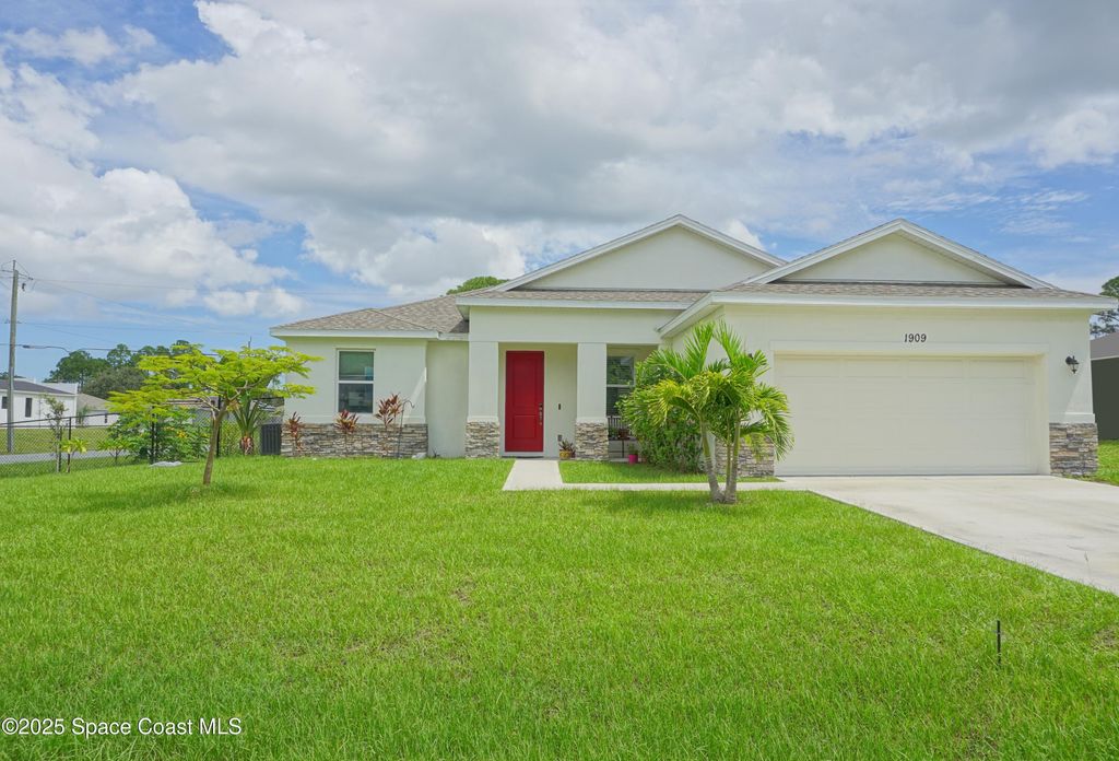 Photo of 1909 Thomasville Avenue SE, Palm Bay, FL 32909 (MLS # 1056598)
