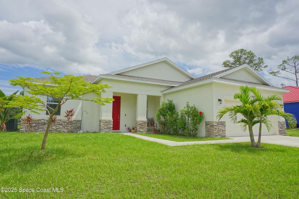 Photo of 1909 Thomasville Avenue SE, Palm Bay, FL 32909 (MLS # 1056598)