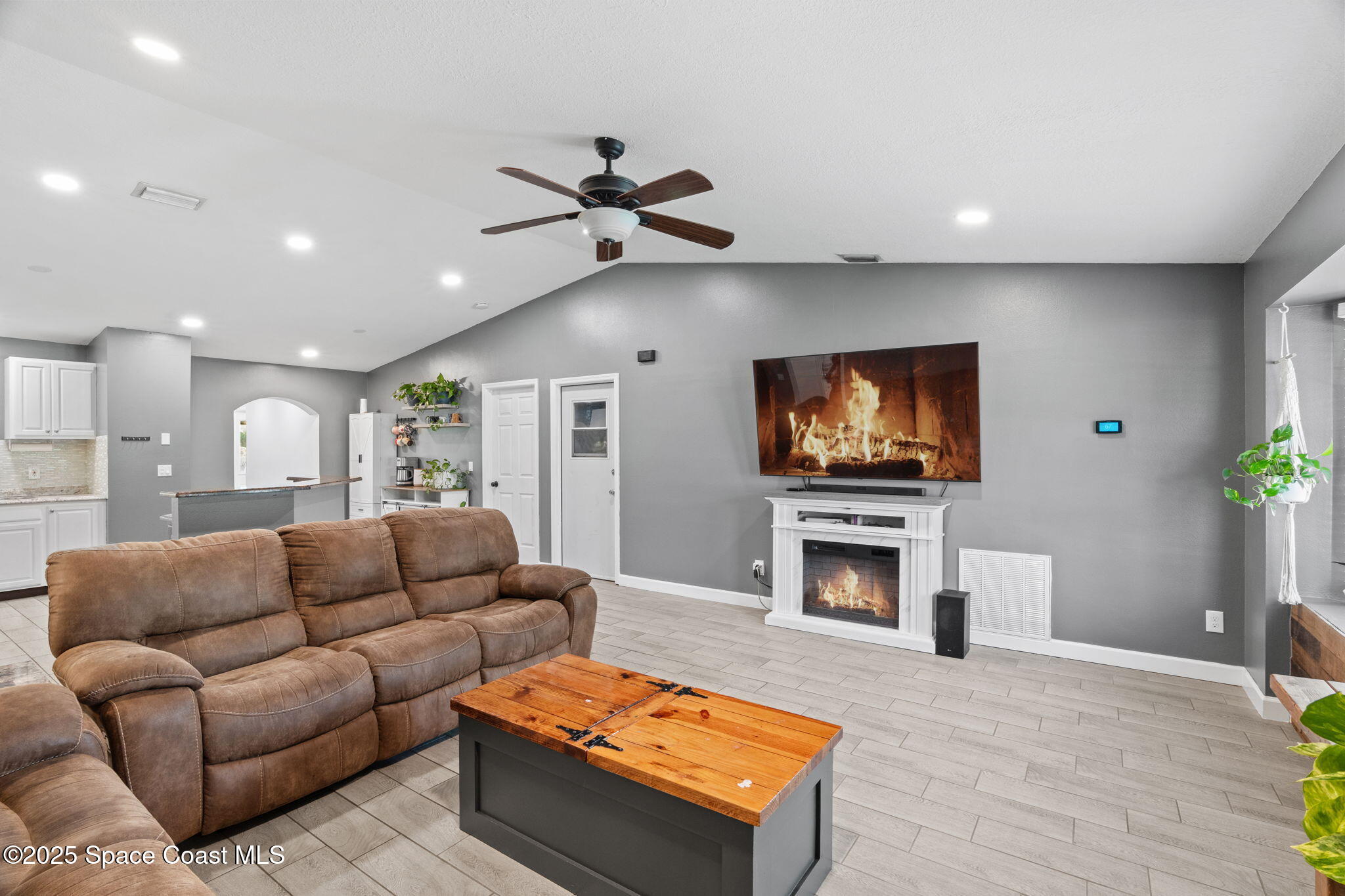 831 Tejon Avenue SW