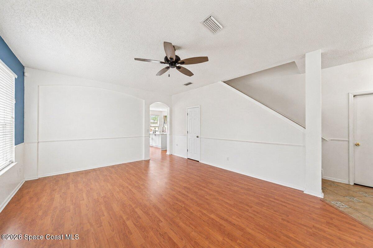 1190 Olde Bailey Lane