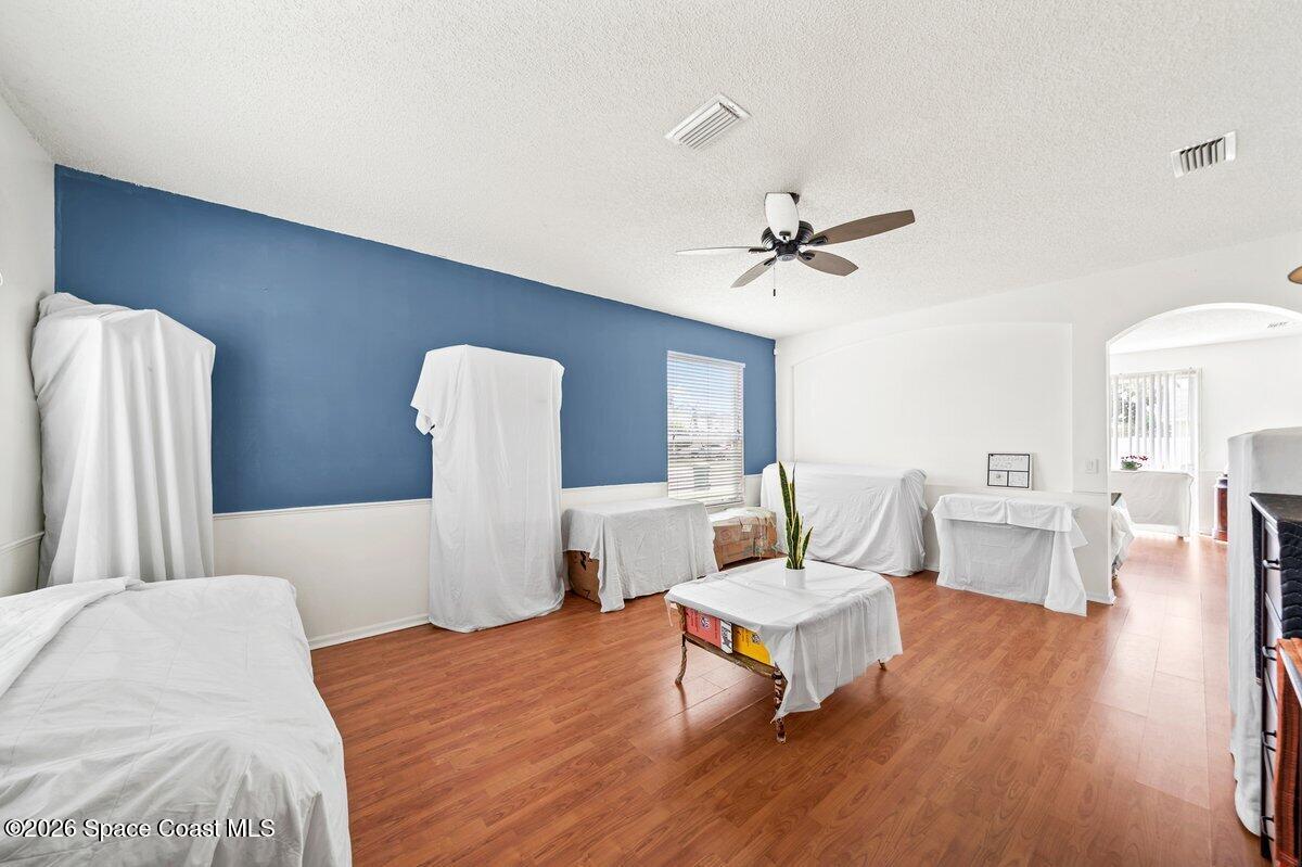 1190 Olde Bailey Lane