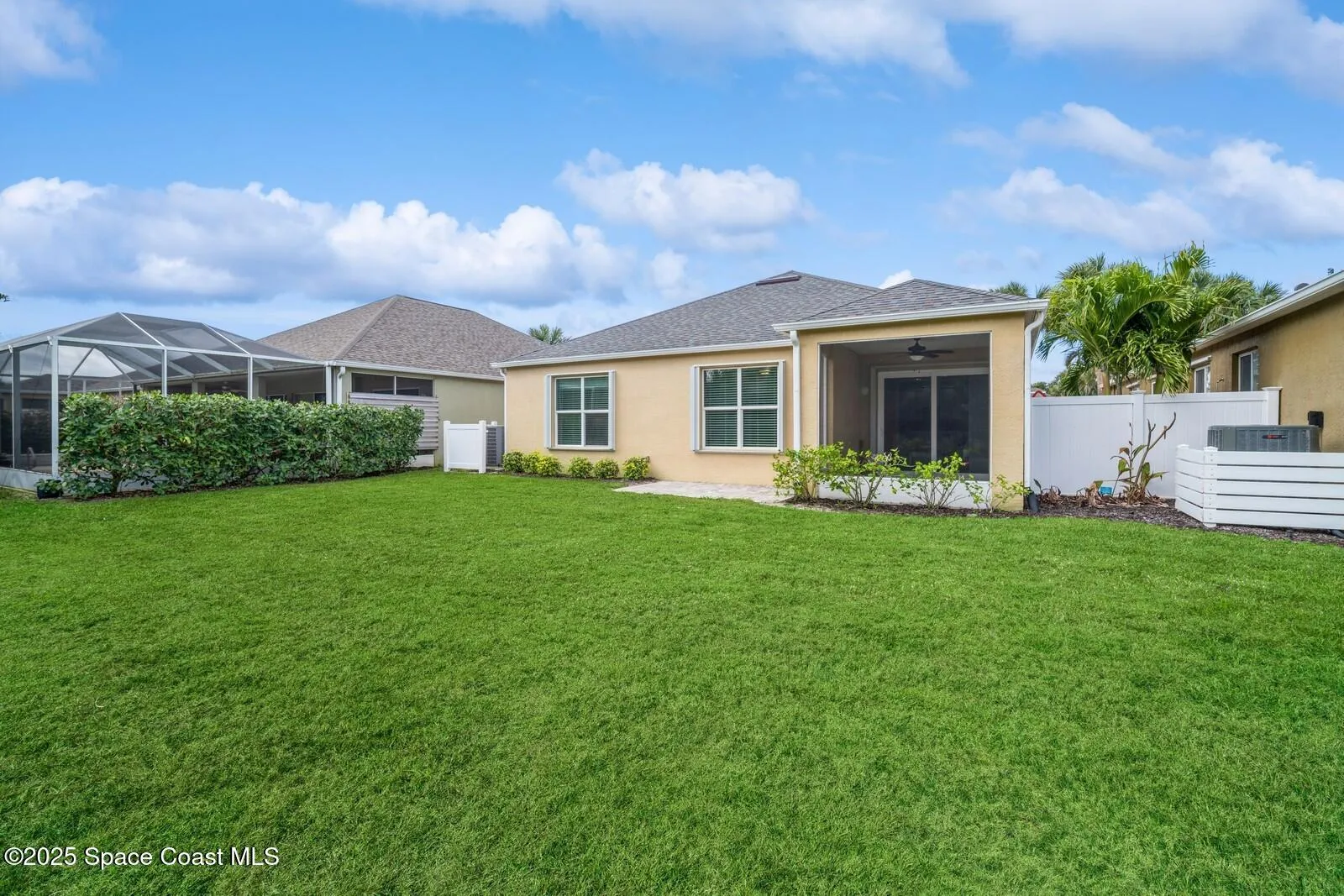 Indialantic, Florida 32903, United States, 4 Bedrooms Bedrooms, ,2 BathroomsBathrooms,Residential,Pending,82447